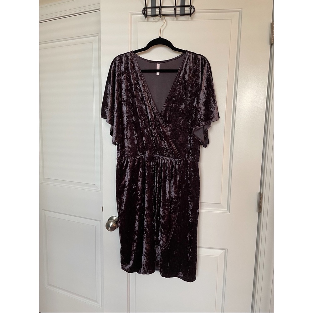 Target Xhilaration grey purple velvet wrap dress size XL